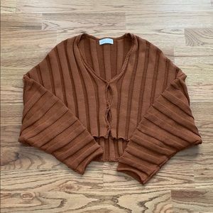 American Threads Brown Cropped Sweater Size M